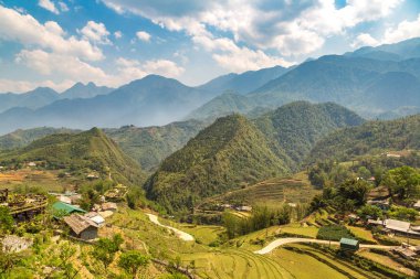 Panoramik Terraced pirinç alan bir yaz günü Sapa, Lao Cai, Vietnam