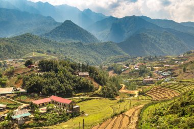 Panoramik Terraced pirinç alan bir yaz günü Sapa, Lao Cai, Vietnam