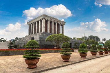 Ho Chi Minh Mausoleum Hanoi, Vietnam bir yaz günü içinde