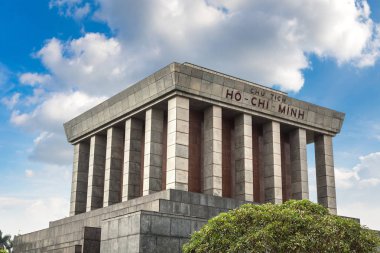 Ho Chi Minh Mausoleum Hanoi, Vietnam bir yaz günü içinde