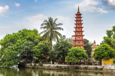 Bir yaz günü, Hanoi, Vietnam için Tran Quoc pagoda