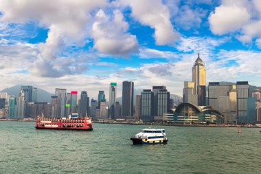 Victoria Harbour Hong Kong yaz gün