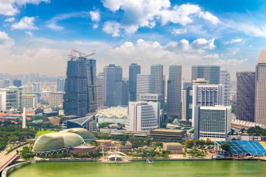 Bir yaz günü Singapur panoramik havadan görünümü