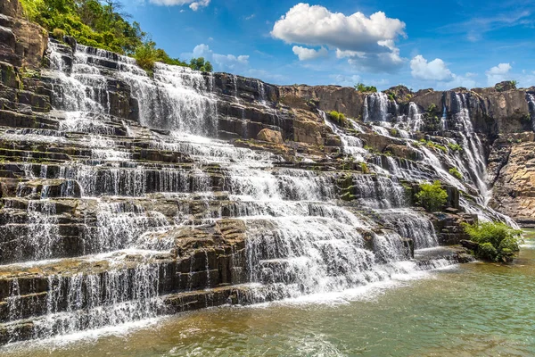 Řada Dalších Podobě Vodopádu Poblíž Města Dalat Vietnam Letním Dni — Stock fotografie