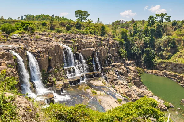 Řada Dalších Podobě Vodopádu Poblíž Města Dalat Vietnam Letním Dni — Stock fotografie