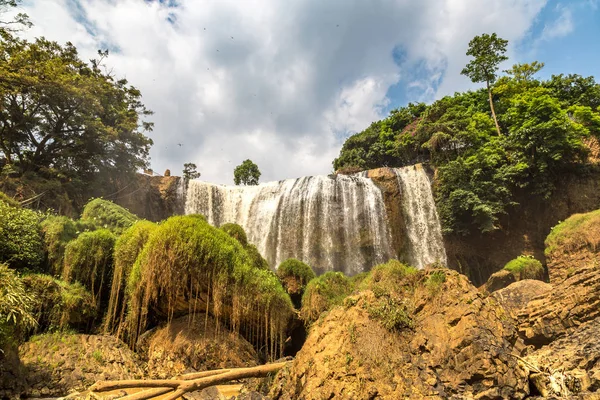 Elefantenwasserfall Dalat Vietnam Einem Sommertag — Stockfoto