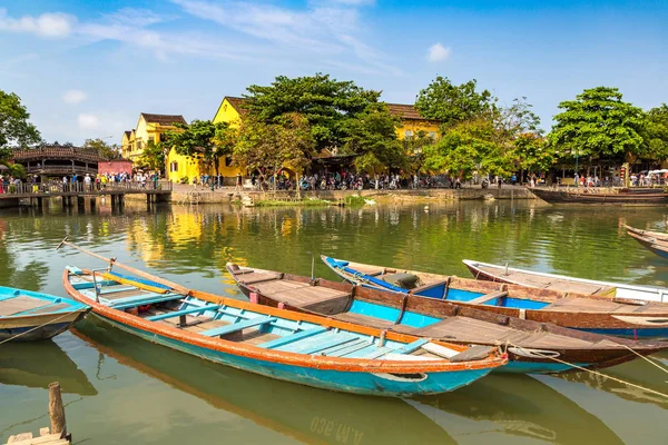 Barcos Tradicionais Hoi Vietnã Dia Verão — Fotografia de Stock