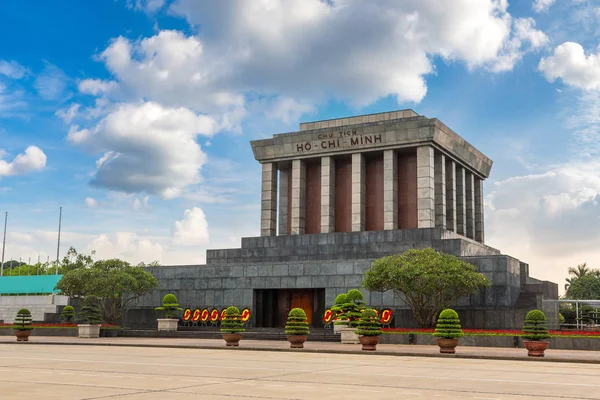 Chi Minh Mausoleum Hanoi Vietnam Een Zomerdag — Stockfoto