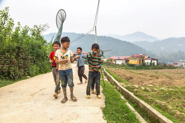 Sapa Vietnam Junio 2018 Niños Minorías Étnicas Sapa Lao Cai — Foto de Stock