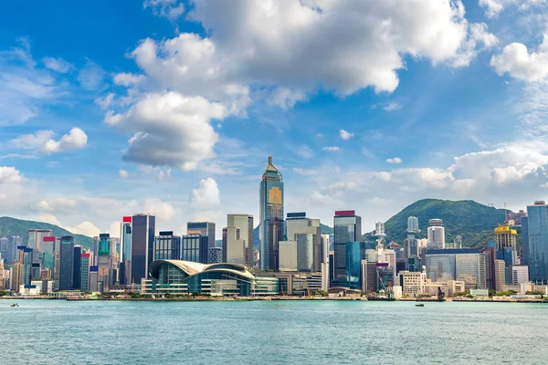 Victoria Harbour Hong Kong yaz gün