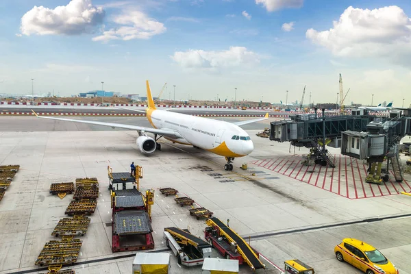 Hong Kong International Airport Bij Zomerdag — Stockfoto