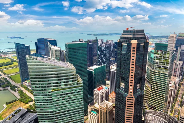 Bir yaz günü Singapur panoramik havadan görünümü