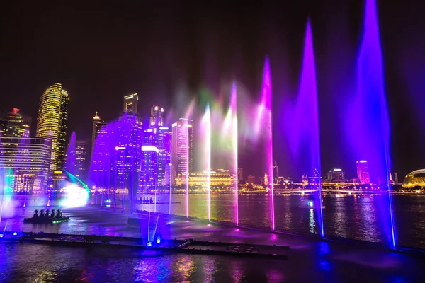 Singapur Haziran 2018 Çeşmeler Gece Lazer Singapur Göster Marina Bay — Stok fotoğraf