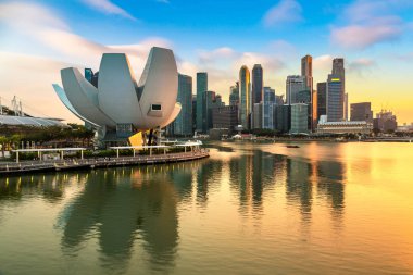 Singapur - 23 Haziran 2018: Sanat Müzesi ve bilim Singapur yaz gün