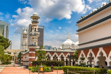 Sultan Abdul Samad Jamek Camii (Mescidi Jamek) Kuala Lumpur, Malezya 'da yaz günü