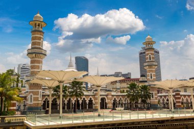 Sultan Abdul Samad Jamek Camii (Mescidi Jamek) Kuala Lumpur, Malezya 'da yaz günü