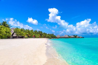 Maldivler - 24 Haziran 2018: Yaz günü, Maldivler tropikal plaj