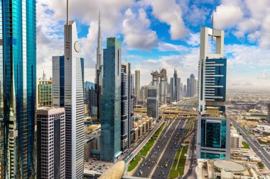 Bir yaz günü Dubai şehir merkezinin hava görüntüsü, Birleşik Arap Emirlikleri