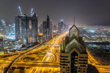 Gece, Birleşik Arap Emirlikleri Dubai şehir panoraması