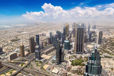 Bir yaz günü Dubai şehir merkezinin hava görüntüsü, Birleşik Arap Emirlikleri