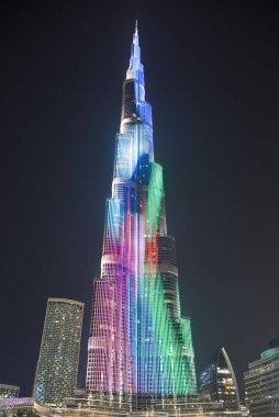 DUBAI, BAE - 26 Haziran 2018: Burj Halife, Dubai, Birleşik Arap Emirlikleri