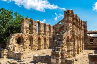 Harap bir güzel yaz günü Church of Saint Sofia Adalet Divani Nessebar, Bulgaristan