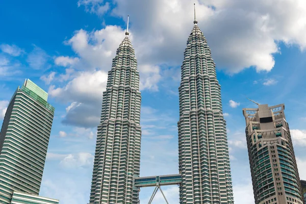 Kuala Lumpur Malaysia June 2018 Petronas Towers Tallest Buildings Kuala — Stock Photo, Image