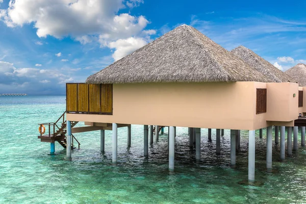 Maldiven Juni 2018 Water Villas Bungalows Tropisch Strand Maldiven Zomerdag — Stockfoto