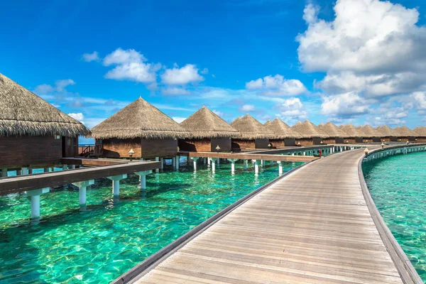 Maldives June 2018 Water Villas Bungalows Wooden Bridge Tropical Beach — Stock Photo, Image