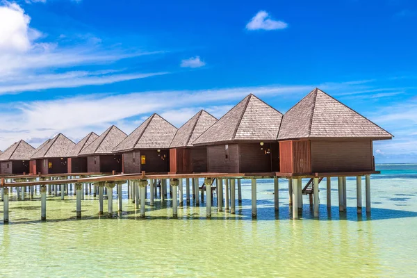 Maldives Giugno 2018 Water Villas Bungalows Sulla Spiaggia Tropicale Delle — Foto Stock