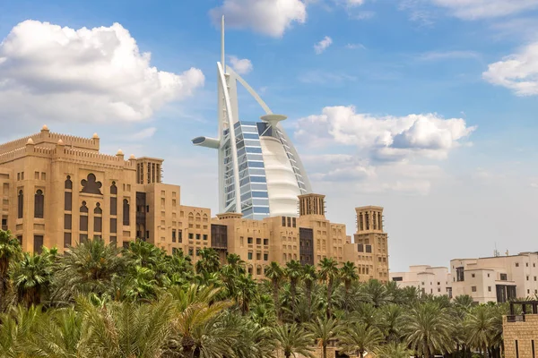 Dubaj Zea Czerwca 2018 Widok Burj Arab Hotel Madinat Jumeirah — Zdjęcie stockowe