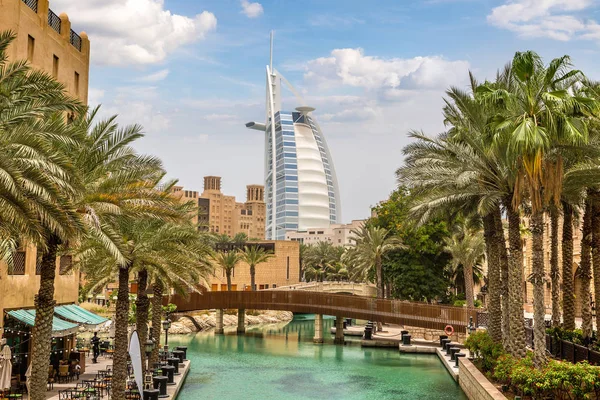 Dubaj Zea Czerwca 2018 Widok Burj Arab Hotel Madinat Jumeirah — Zdjęcie stockowe