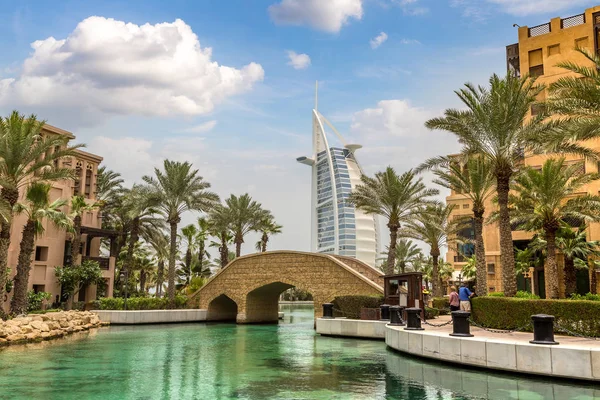 Dubaj Zea Czerwca 2018 Widok Burj Arab Hotel Madinat Jumeirah — Zdjęcie stockowe