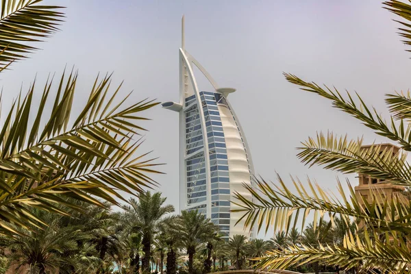 Dubai Verenigde Arabische Emiraten Juni 2018 Uitzicht Burj Arab Hotel — Stockfoto