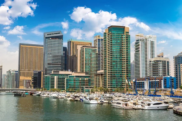 Dubai Marina Einem Sommertag Dubai Vereinigte Arabische Emirate — Stockfoto