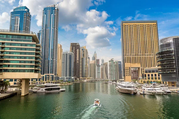 Dubai Marina Einem Sommertag Dubai Vereinigte Arabische Emirate — Stockfoto