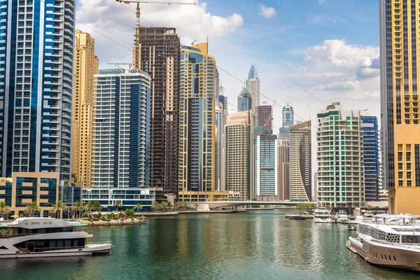 Dubai Marina Letní Den Dubaji Spojené Arabské Emiráty — Stock fotografie