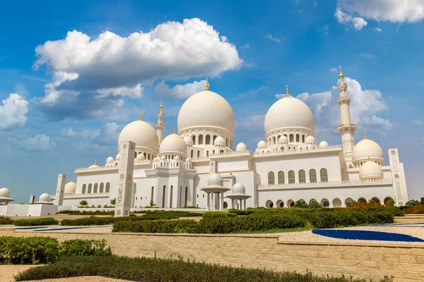 Шейх Заїд Велика Мечеть Абу Дабі Літній День Єднані Арабські — стокове фото