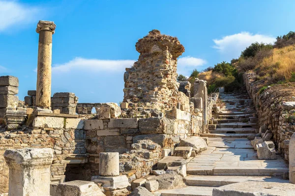 Ερείπια Της Αρχαίας Πόλης Της Εφέσου Την Αρχαία Ελληνική Πόλη — Φωτογραφία Αρχείου