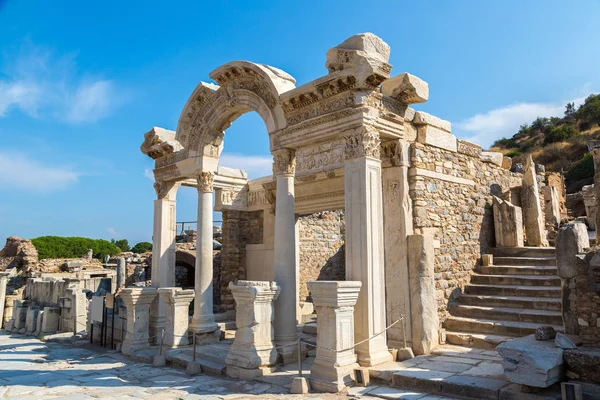 Ruinas Antigua Ciudad Éfeso Antigua Ciudad Griega Turquía Hermoso Día —  Fotos de Stock