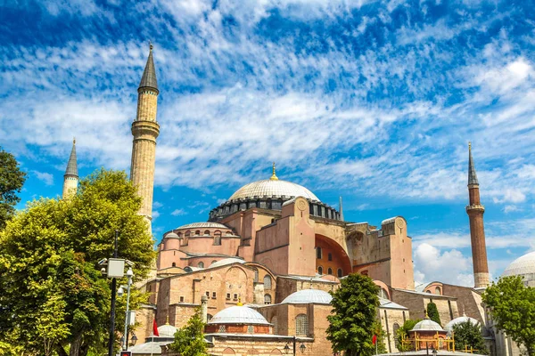 Ayasofya Nın Stanbul Bir Güzel Yaz Günü Içinde — Stok fotoğraf