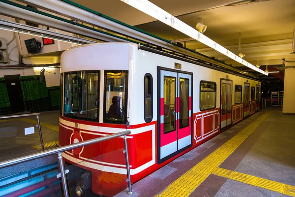 Túnel Histórico Trem Funicular Istambul Dia Verão — Fotografia de Stock