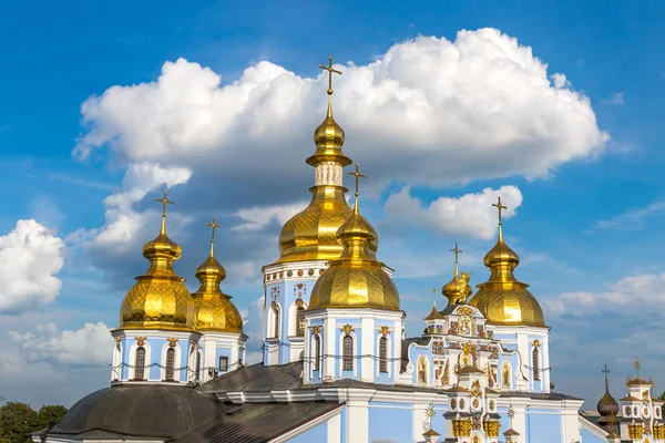 Άγιος Μιχαήλ Ορθόδοξο Μοναστήρι Στο Κίεβο Της Ουκρανίας Μια Όμορφη — Φωτογραφία Αρχείου