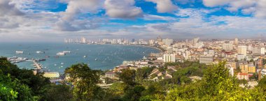 Pattaya Körfezi, Tayland 'da yaz günü panoramik hava manzarası
