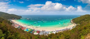 Koh Lan Adası, bir yaz günü Tayland Panoraması