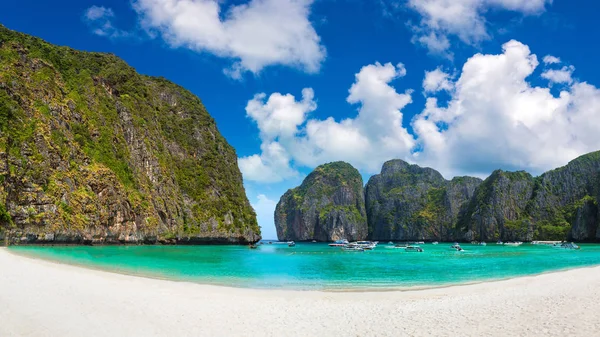 Panorama Maya Bay Ostrově Koh Phi Phi Leh Thajsko Letním — Stock fotografie