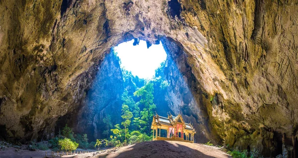 Panorama Del Pabellón Real Cueva Phraya Nakorn Parque Nacional Khao —  Fotos de Stock
