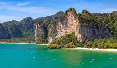 Railay Beach, Krabi, Tayland bir yaz günü Panoraması