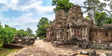 Siem Reap, Kamboçya'da bir yaz günü karmaşık Angkor Wat tapınakta Preah Khan Panoraması