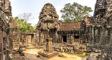 Banteay Kdei Tapınağı Panoraması karmaşık Angkor Wat Siem Reap, Kamboçya'da bir yaz günü içinde Khmer antik tapınak olduğunu